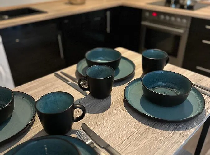 Zentrales Am Theater In